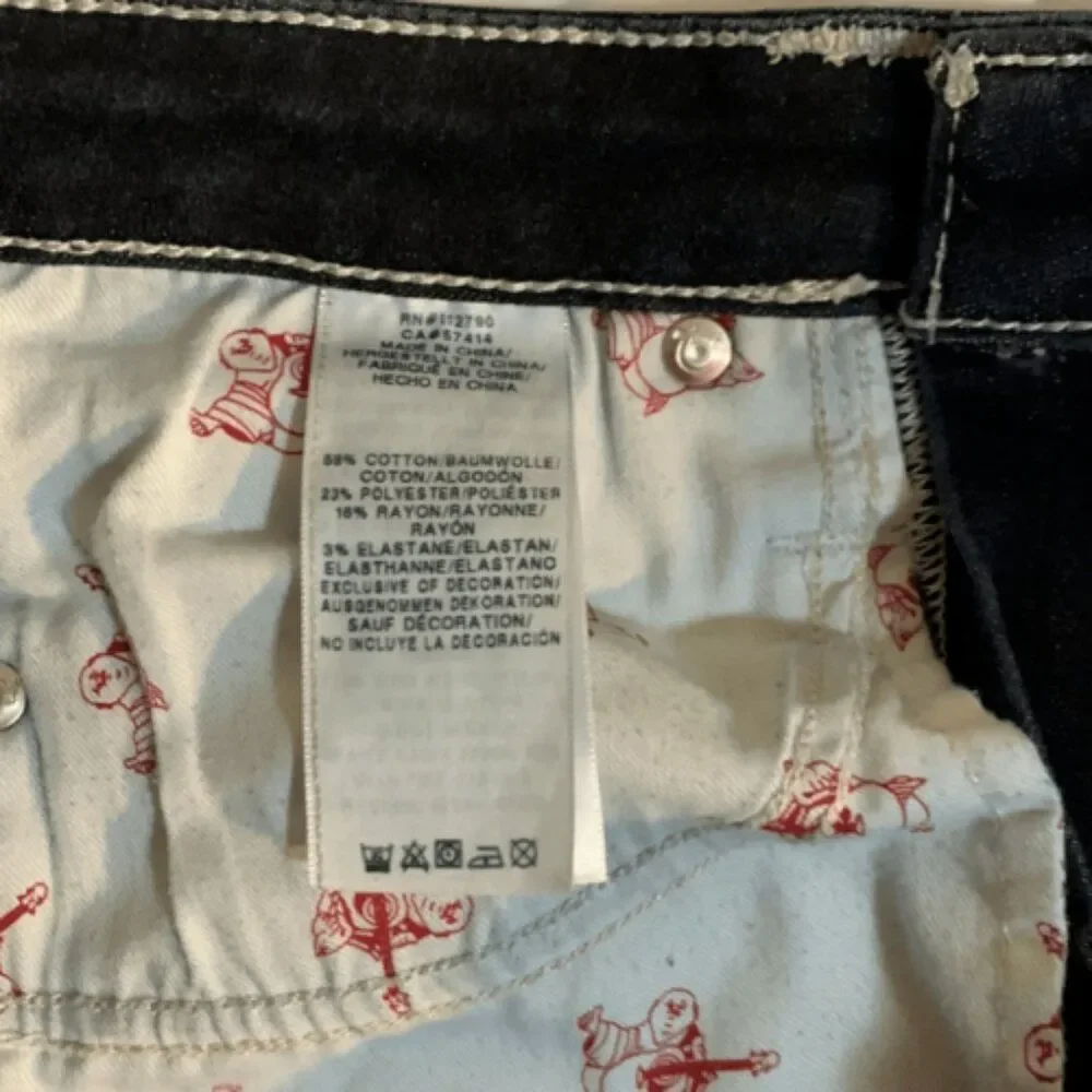 True Religion Super Skinny Size 27 Black Inseam 27 inches