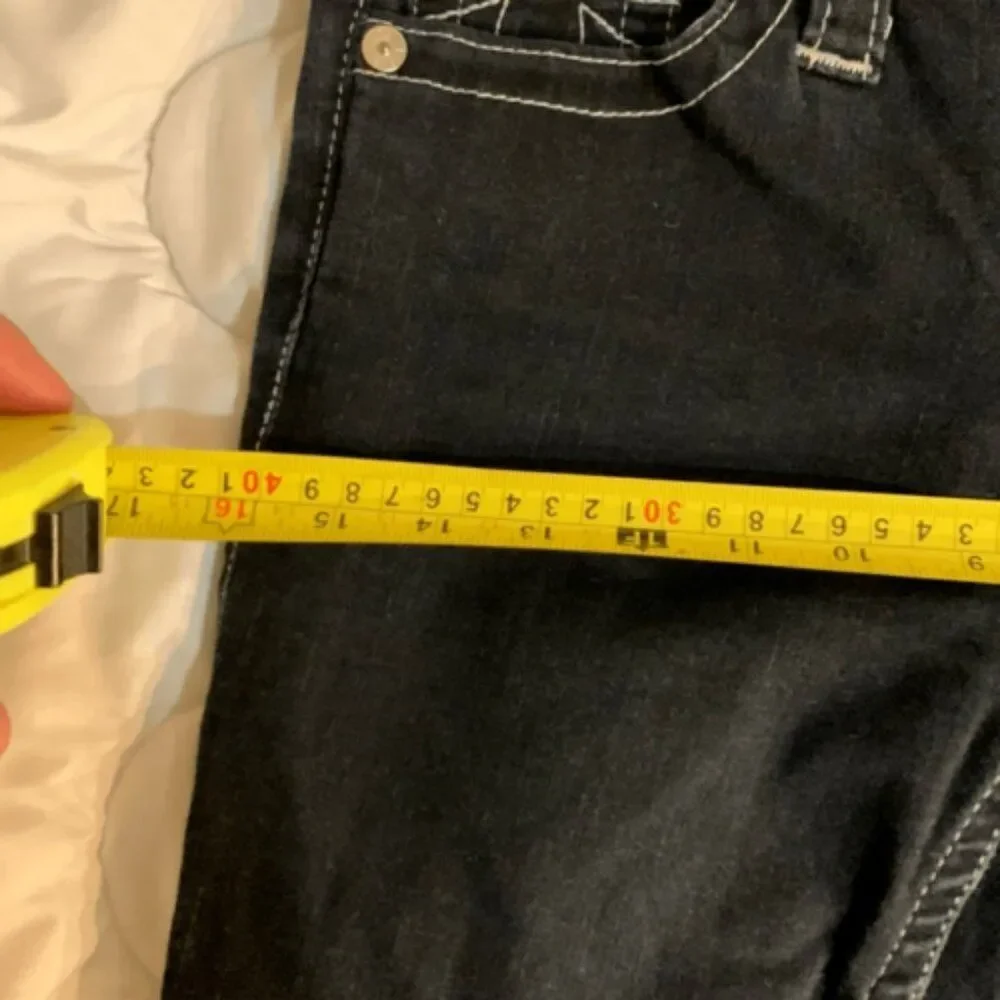 True Religion Super Skinny Size 27 Black Inseam 27 inches