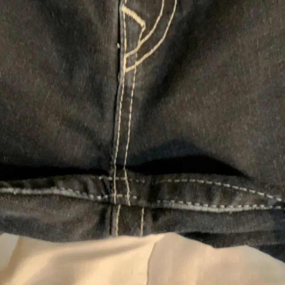 True Religion Super Skinny Size 27 Black Inseam 27 inches