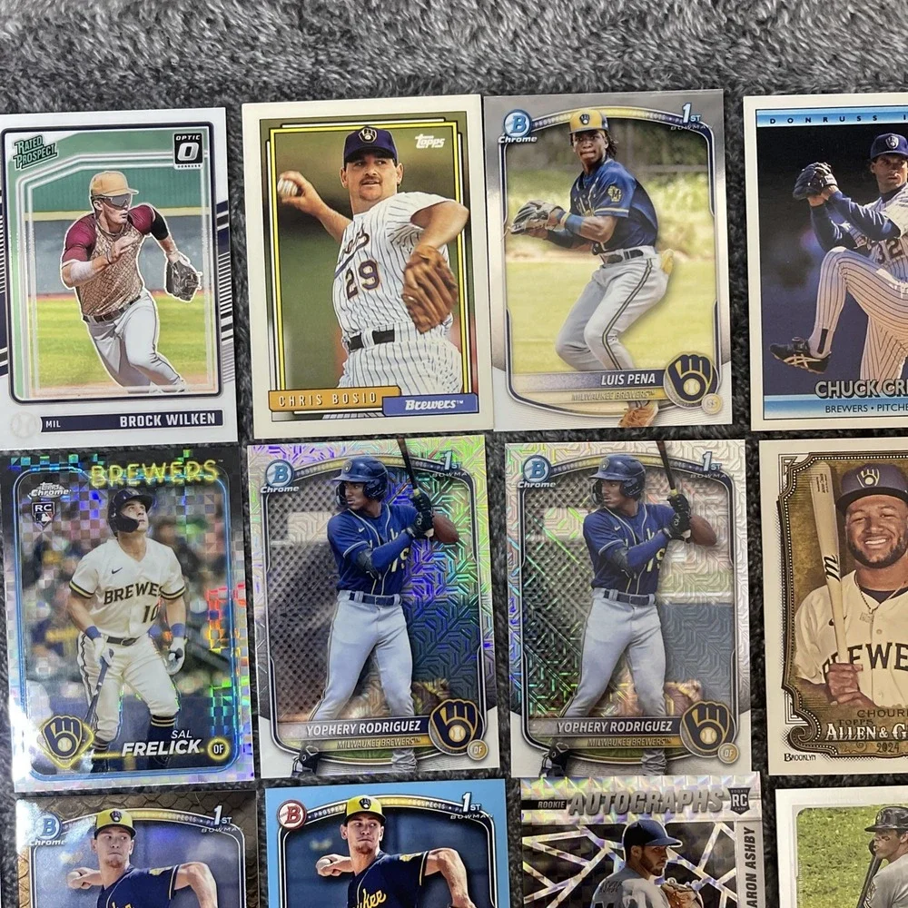 Milwaukee Brewers Baseball 28 Card Lot - Rookies, Stars, Inserts, Parallels‎