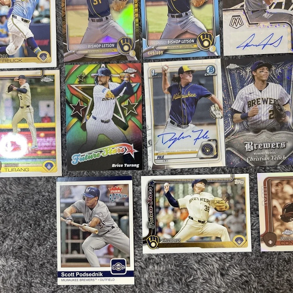 Milwaukee Brewers Baseball 28 Card Lot - Rookies, Stars, Inserts, Parallels‎
