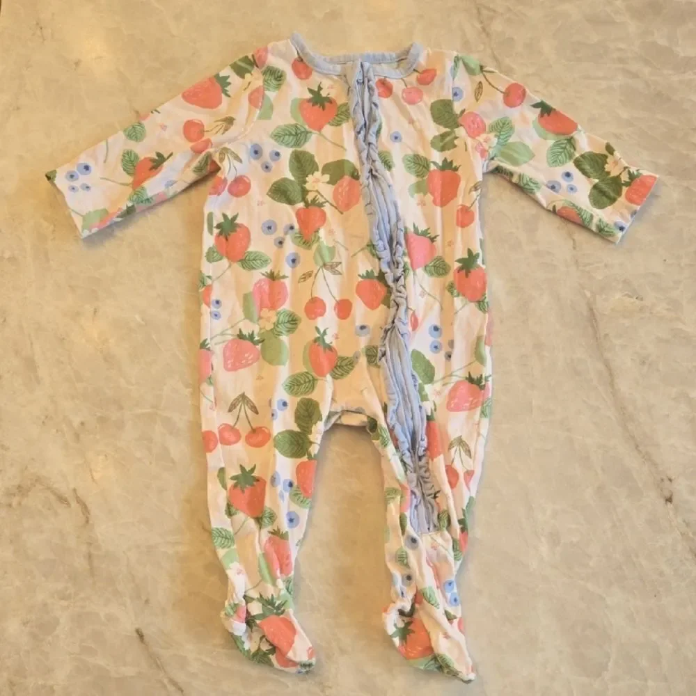Mud Pie Strawberry Print Footies, SIZE 3-6 Months