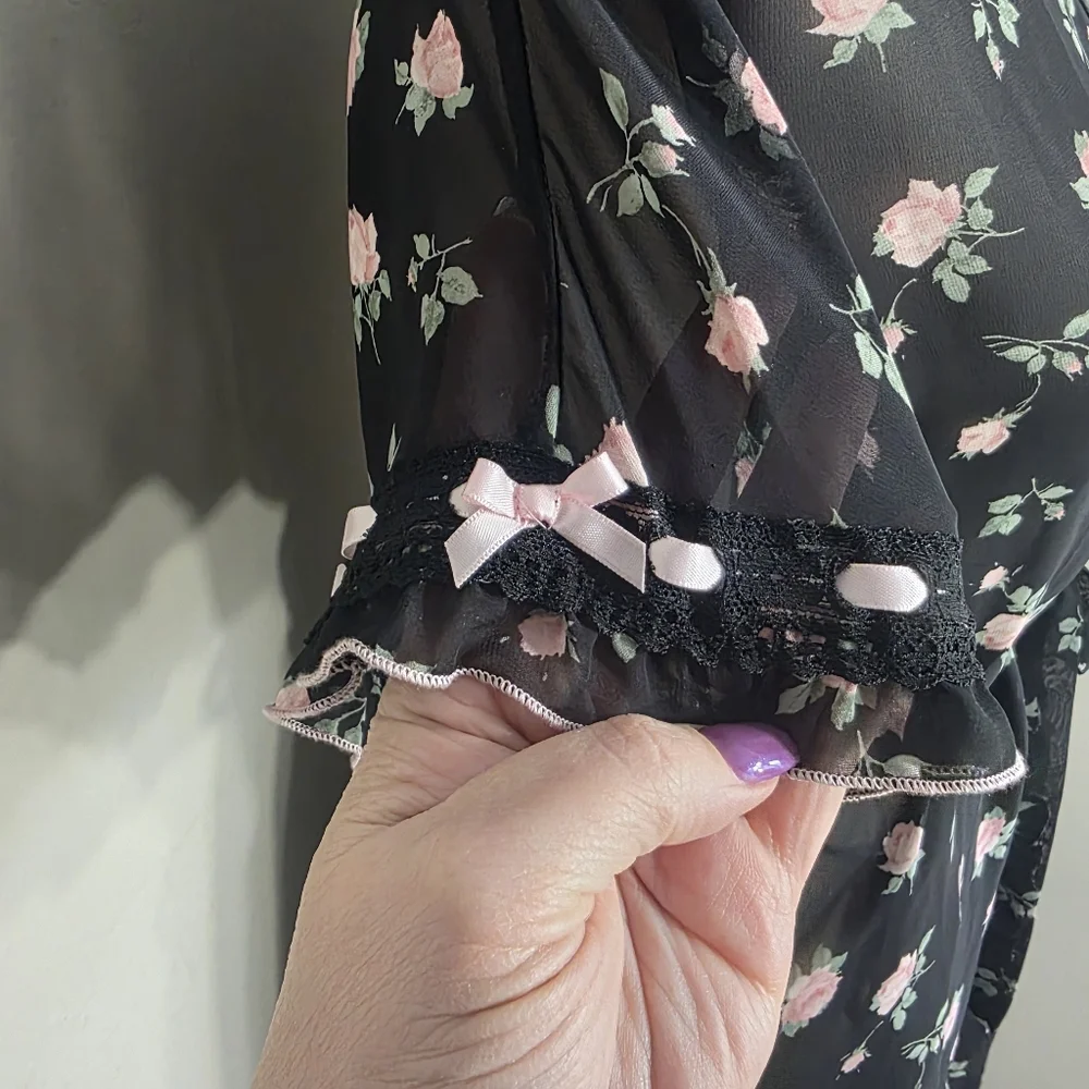 In Bloom sheer black