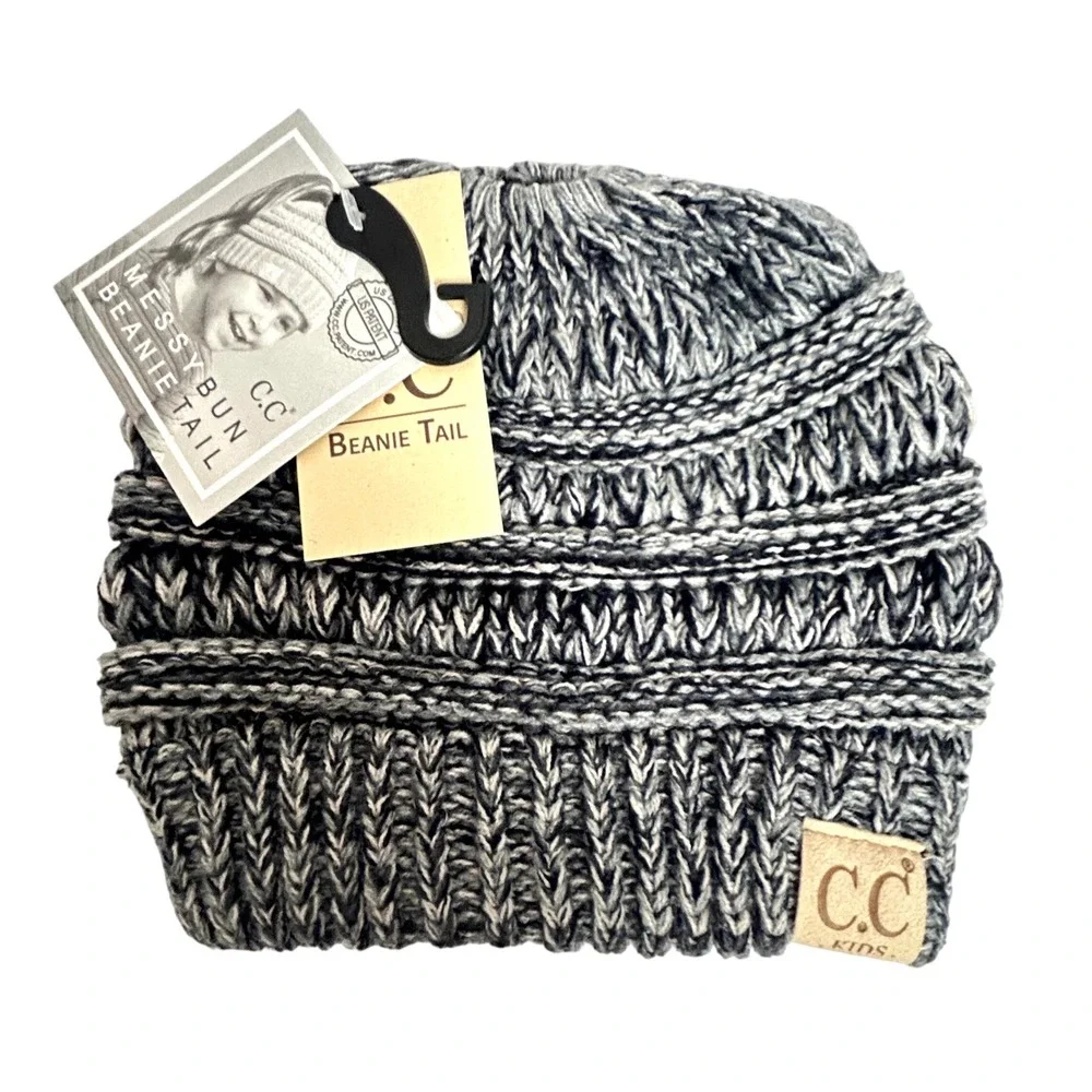 CC Kids Messy Bun Beanie‎ Tail Winter Hat Gray White Knit Ponytail Beanie