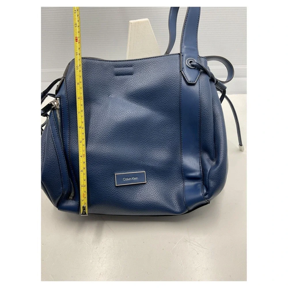 Calvin Klein Blue Pebbled‎ Faux Leather Large Hobo Shoulder Bag H1GBYUT2