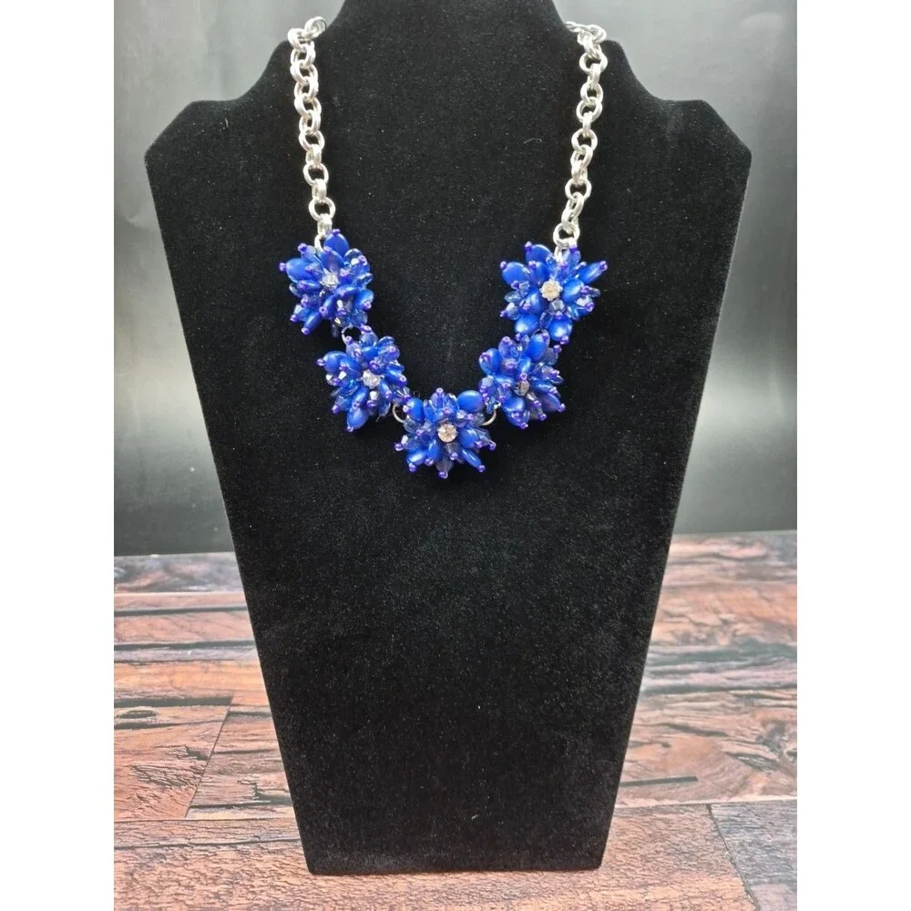 Vtg Lucite Flower Cluster Necklace Blue Crystal Silver Tone‎ 17–19