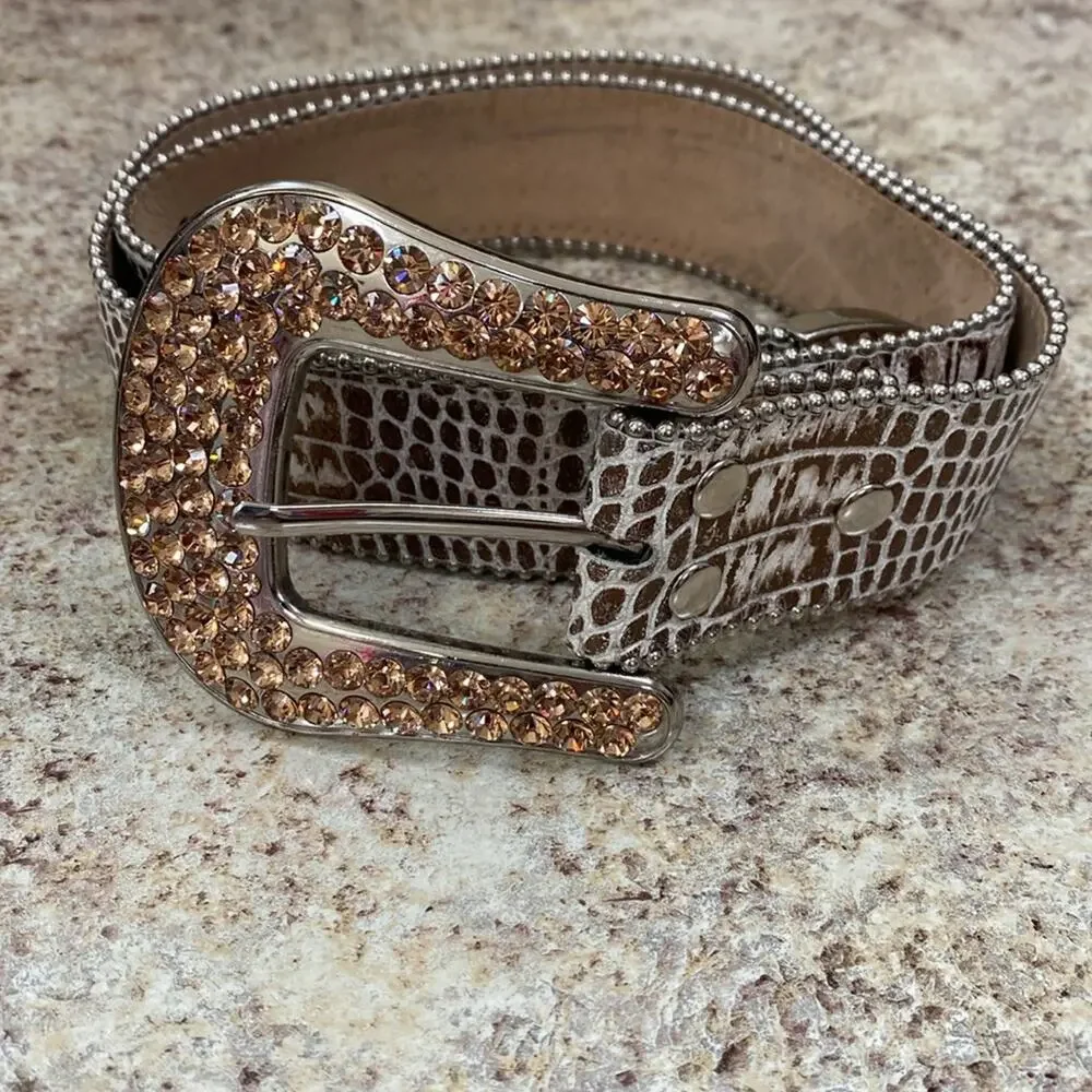 B.B. Simon stunning belt