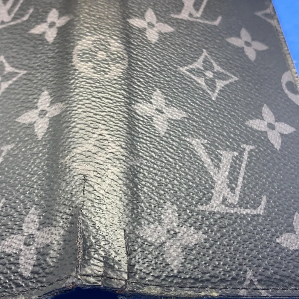 Louis Vuitton 100% authentic