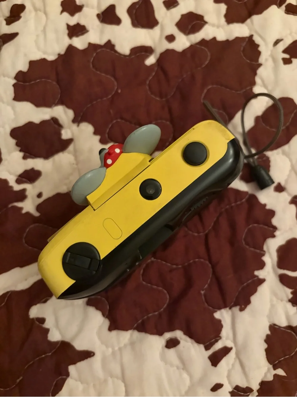 Yellow 'Say Cheese!' Novelty Camera with Mouse Charm