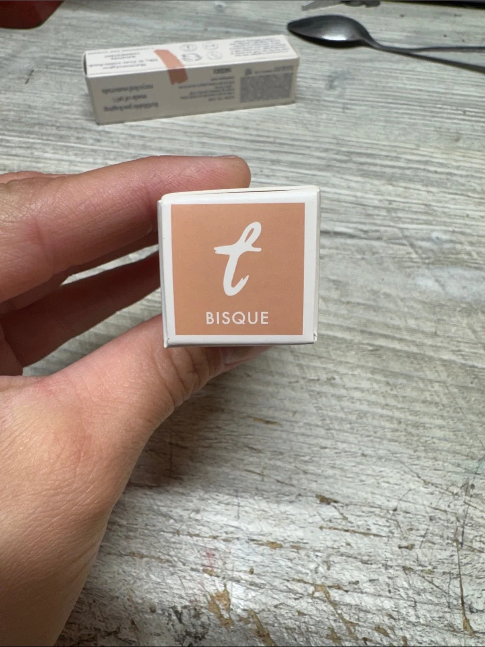 treStiQue refillable concealer