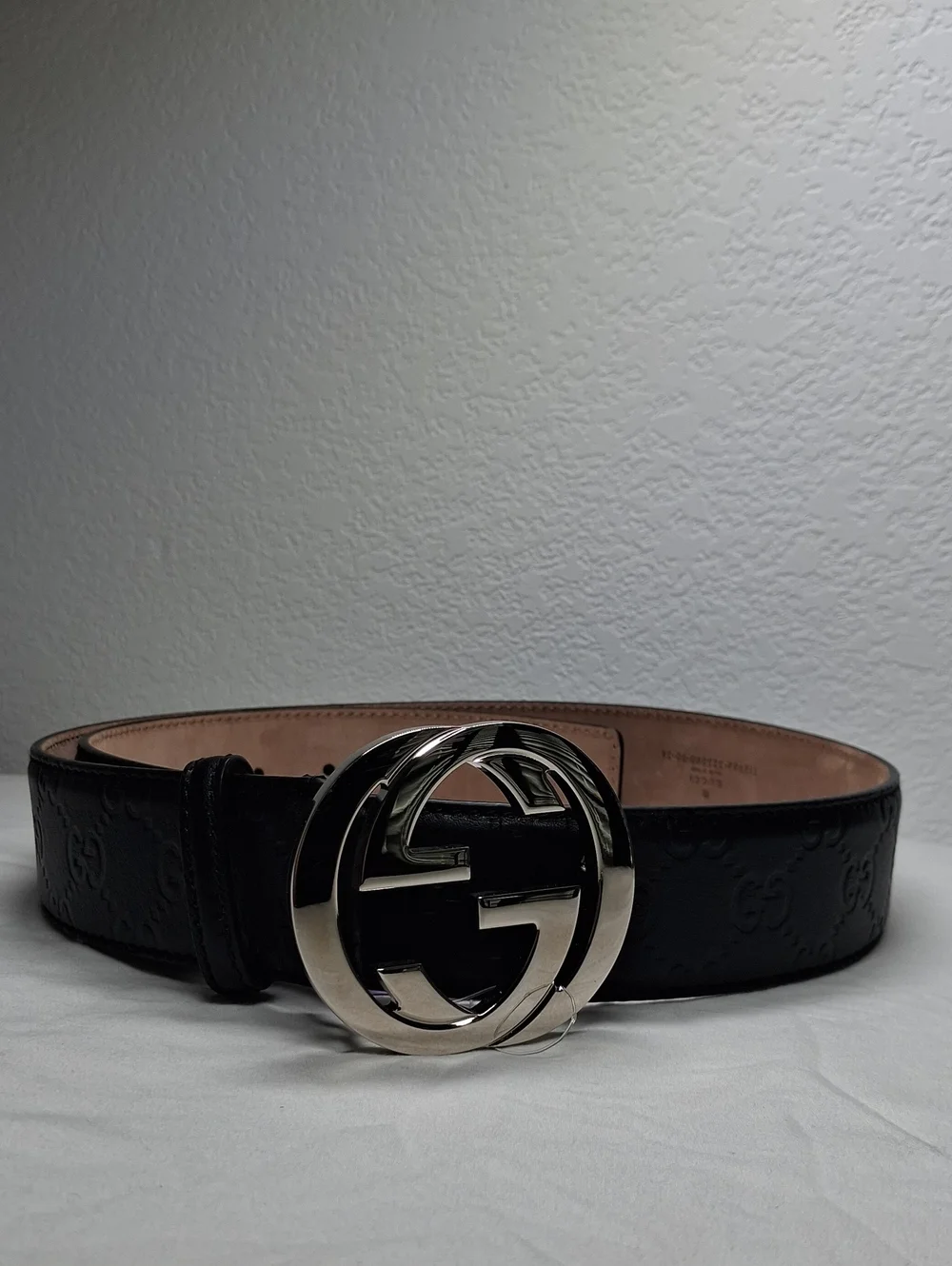 Gucci Black Leather Belt with Silver Interlocking GG Buckle