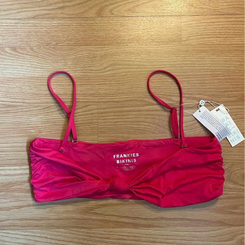 Frankies Bikinis bin large 32