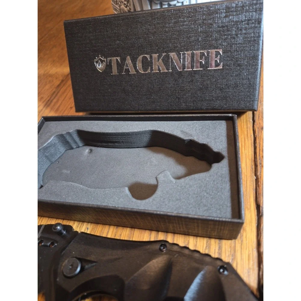 Tacright tack knife