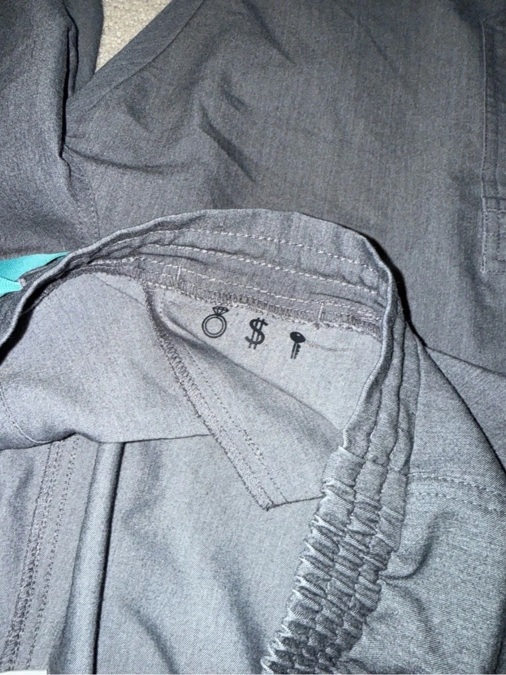 FIGS NWOT Technical Collection Scrub Pants Large tall