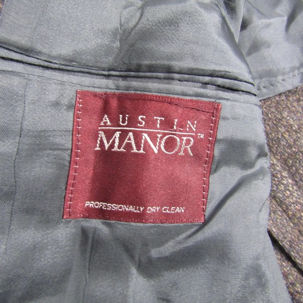 Austin Manor pocket inner