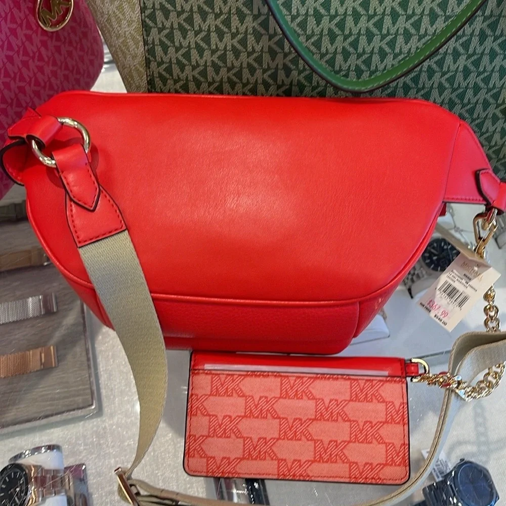 MICHAEL KORS Maisie Large Pebbled Leather 2-in-1 Sling Pack Dark Sangria NWT