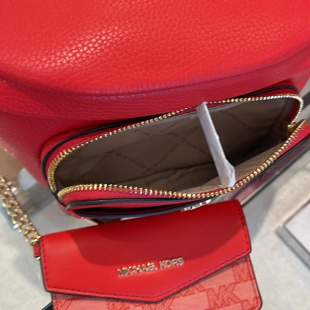 MICHAEL KORS Maisie Large Pebbled Leather 2-in-1 Sling Pack Dark Sangria NWT