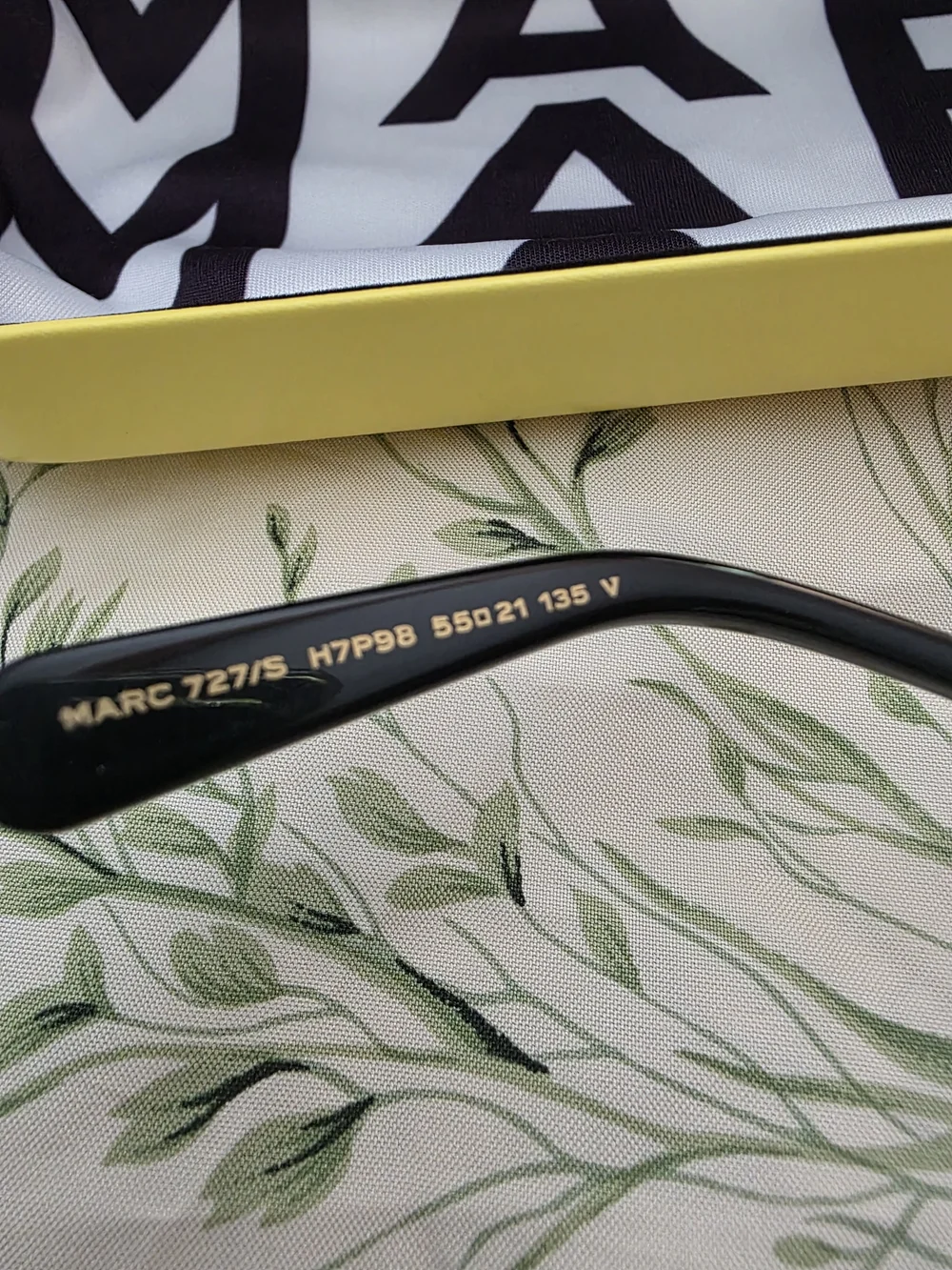 NWOT Marc Jacobs MARC 727/S Signature Logo Print Square Sunglasses Gold CAT 3