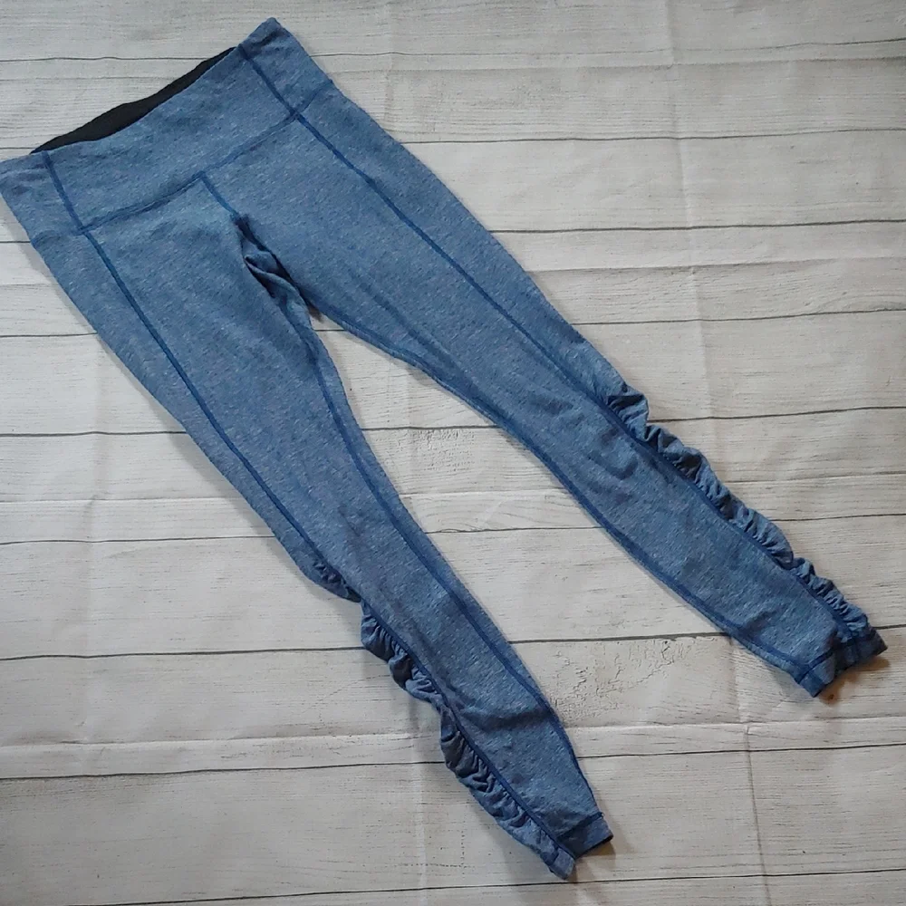 Lululemon Blue Leggings with Ruffle Detail Size 8