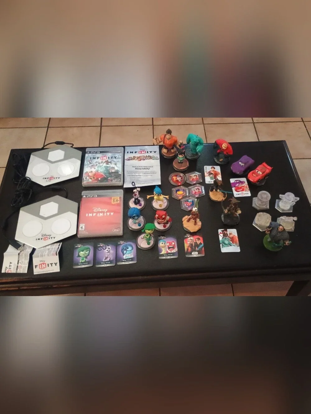 Disney Infinity Game Bundle with Figures and Power Discs - Black/White