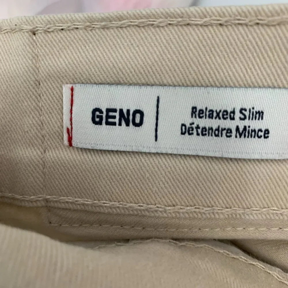 True Religion Geno Relaxed Slim Cream Pants 38 Waist 40 Length 33