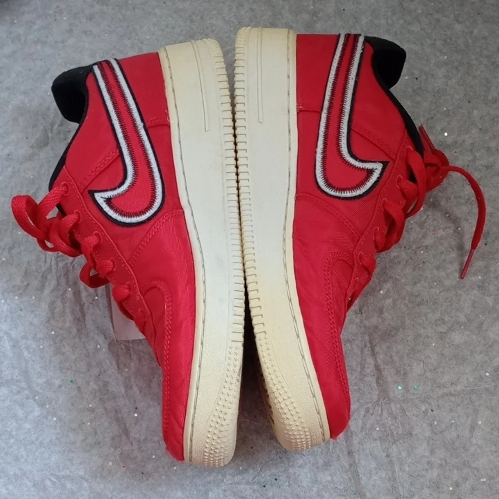 Nike AIR Red and Black Women's Lace-Up Athletic‎ Sneakers