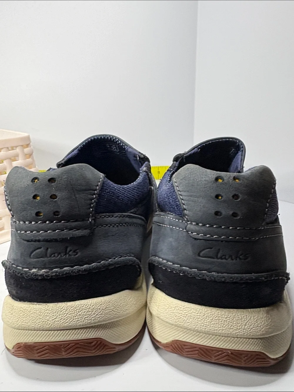 Clarks easy off