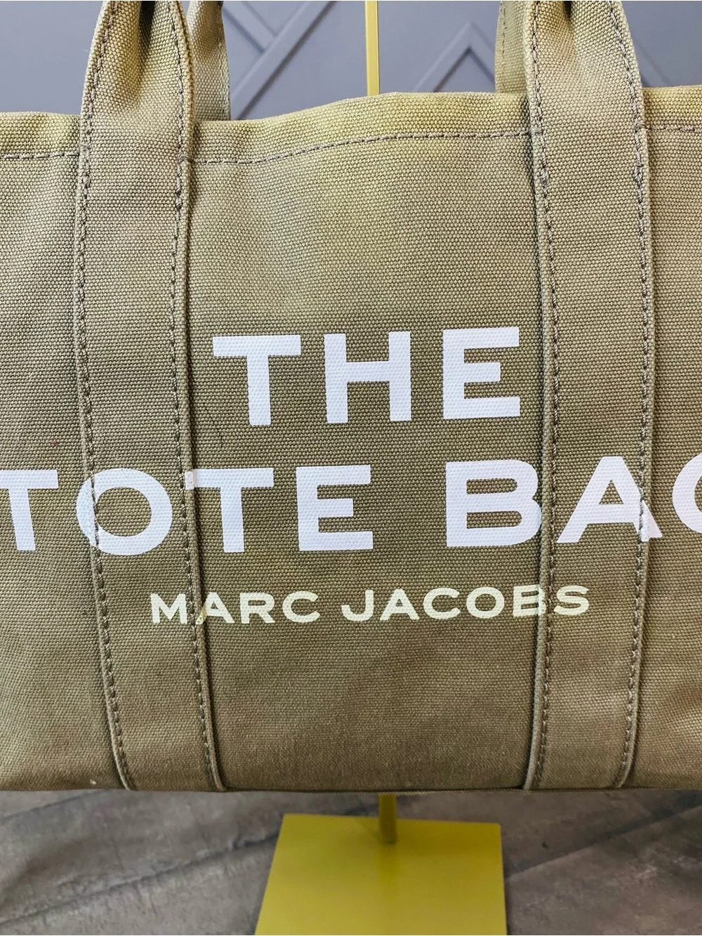 Marc Jacobs up sale