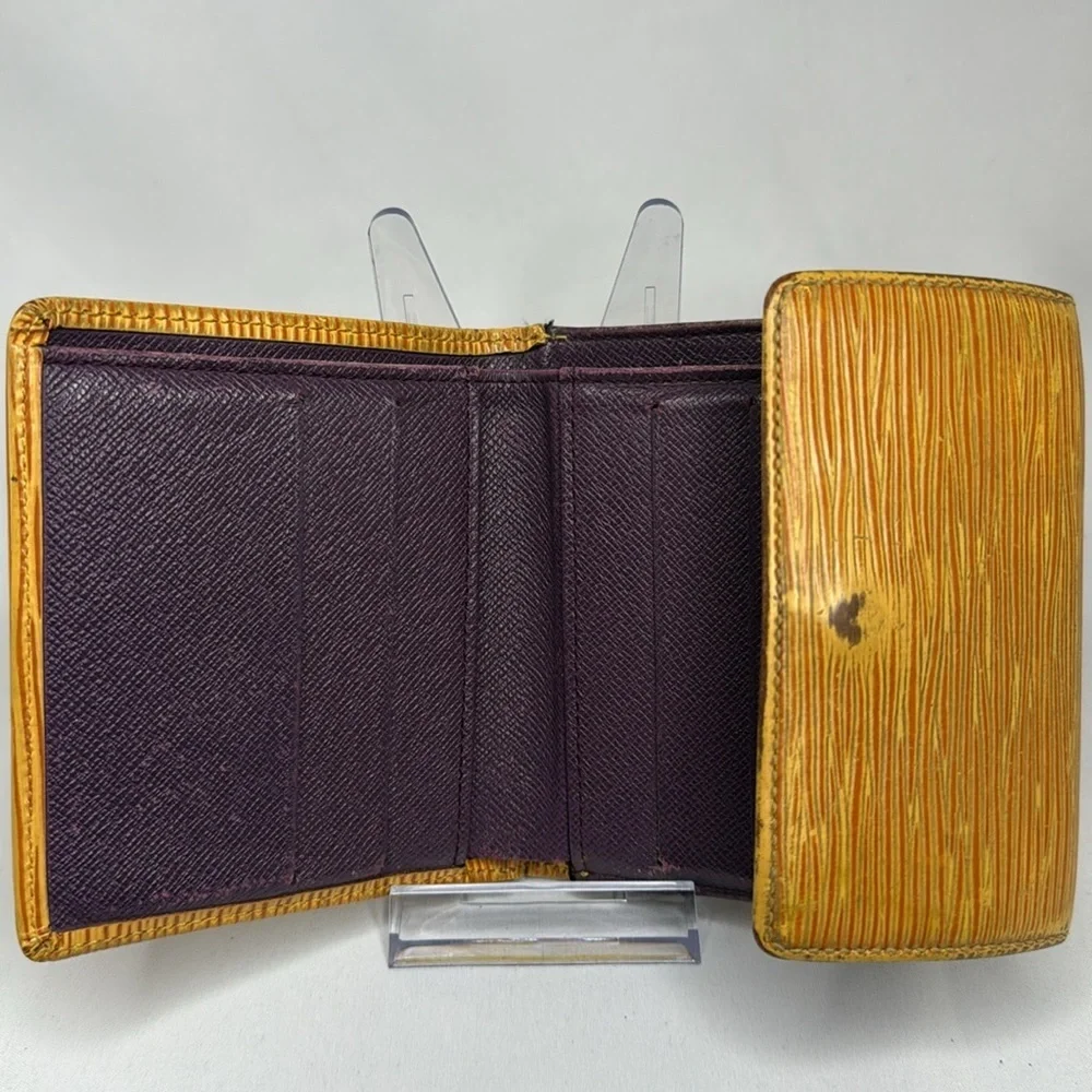 Louis Vuitton Tri-Fold Yellow/Purple Epi Leather Wallet | Unisex | Pre-Owned |