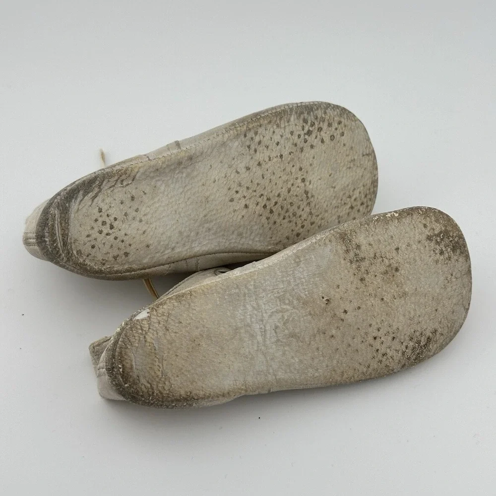 Vtg Baby Shoes Lot White Leather Infant First Walker Shoes 1920s–50s Tiny Titan+