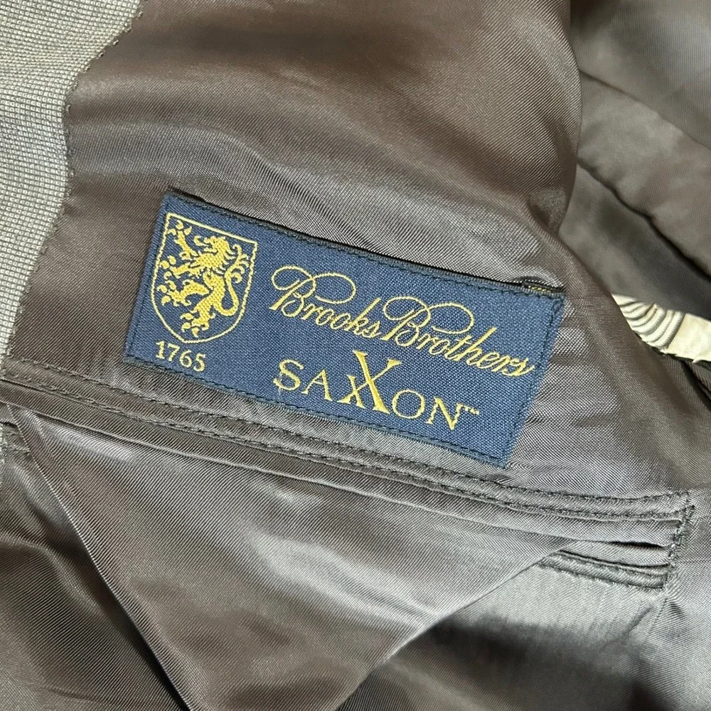VTG Brooks Brothers 1818 Madison Blazer Mens 41R Saxxon Wool Grey Sport Coat USA