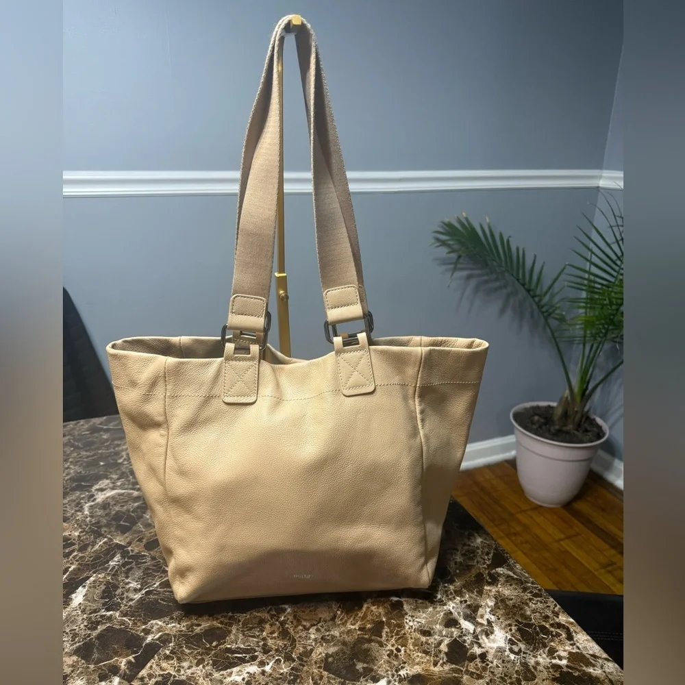 🛍️ BOTKIER New York Nude/Beige Pebbled Leather Tote Bag w/ Logo Web Strap