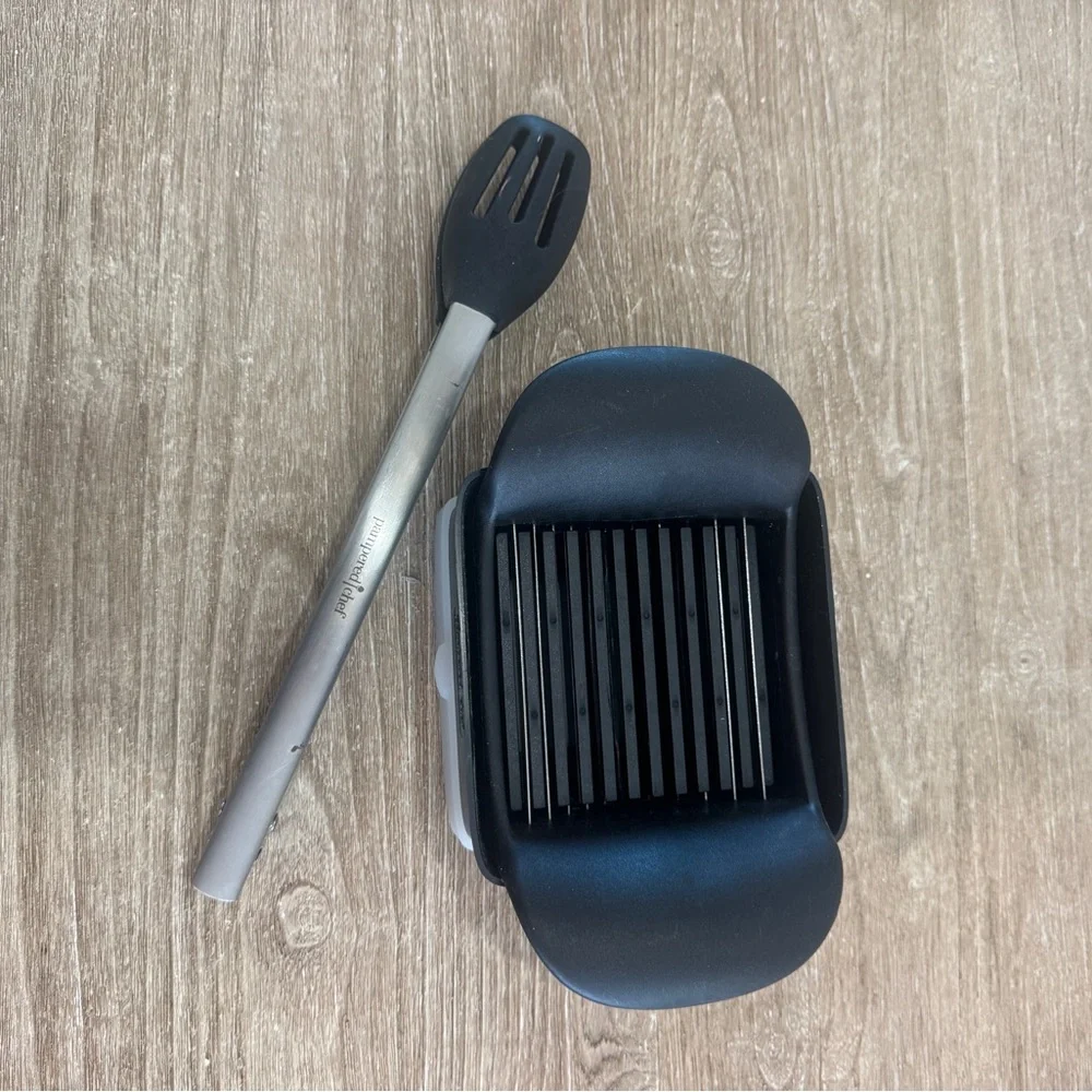 Pampered Chef slicer cup silicone