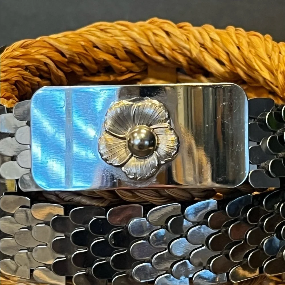 N/A buckle 80’s