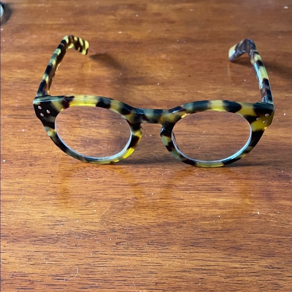 Eyebuydirect size medium