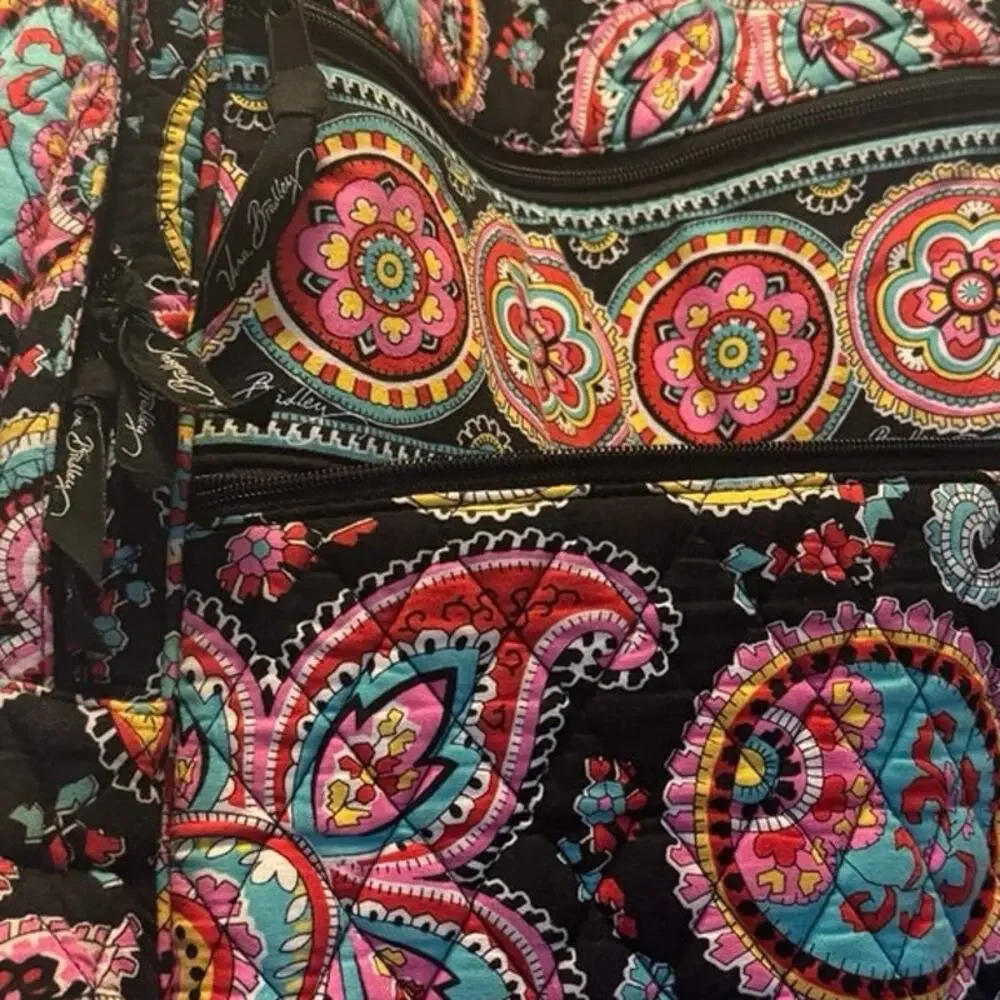 Vera Bradley width artsy vera