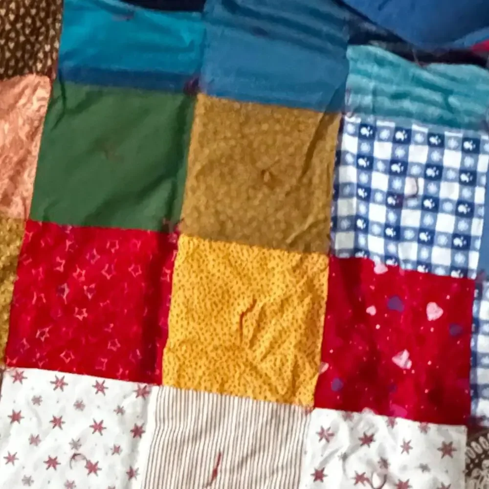 Handmade medallion works plaid