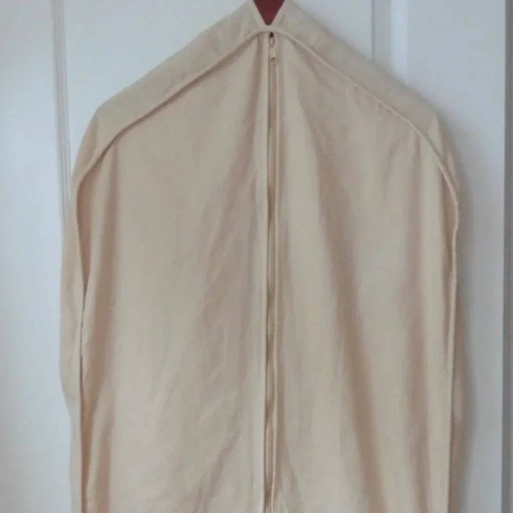 LOUIS VUITTON Ivory Fabric Garment Travel Bag Dust Cover Approx. 44