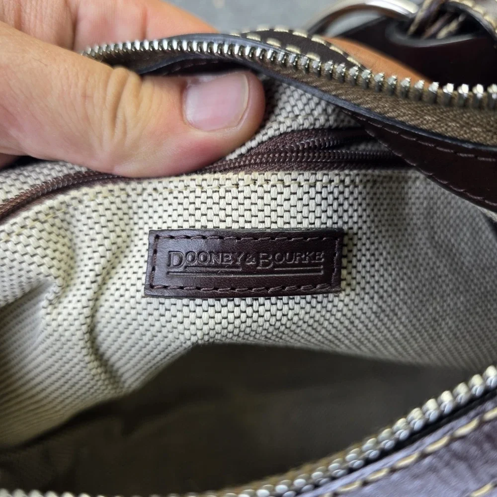 DOONEY & BOURKE 1975 Pebbled Leather Hobo Classic Vintage Shoulder Bag Brown