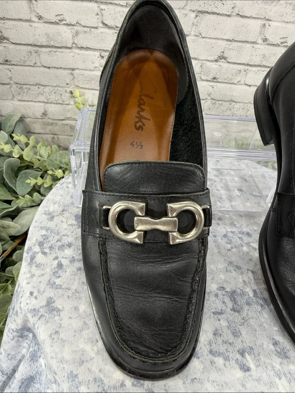 Clarks black soft
