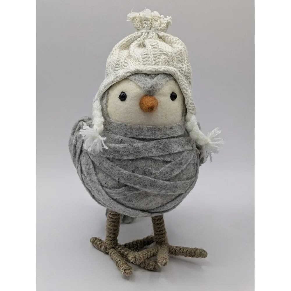 Target 2014 Christmas Wondershop Featherly‎ Friends Spritz Winter Birds Lot of 2