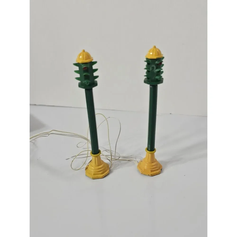 Department 56 The Original Snow Village Traffic Light Set #5500-0 Christmas‎