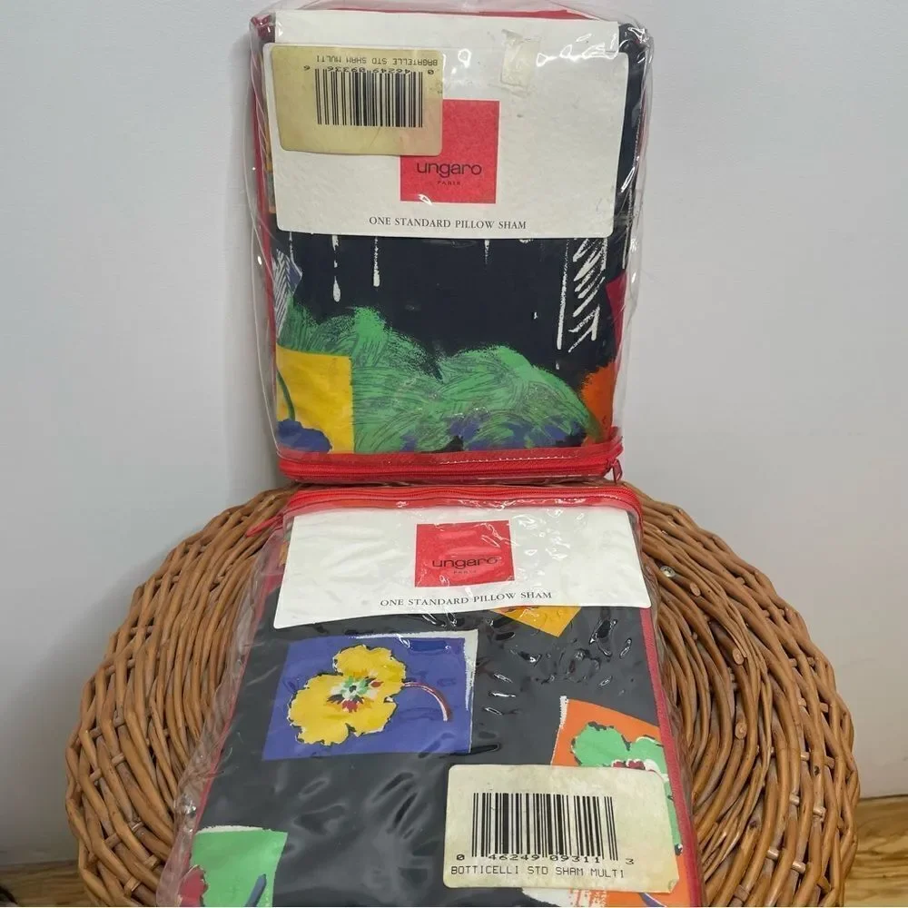 NEW Ungaro Vintage 80s 70s Retro Print Pillow Sham‎ Covers Floral Black Pair Set