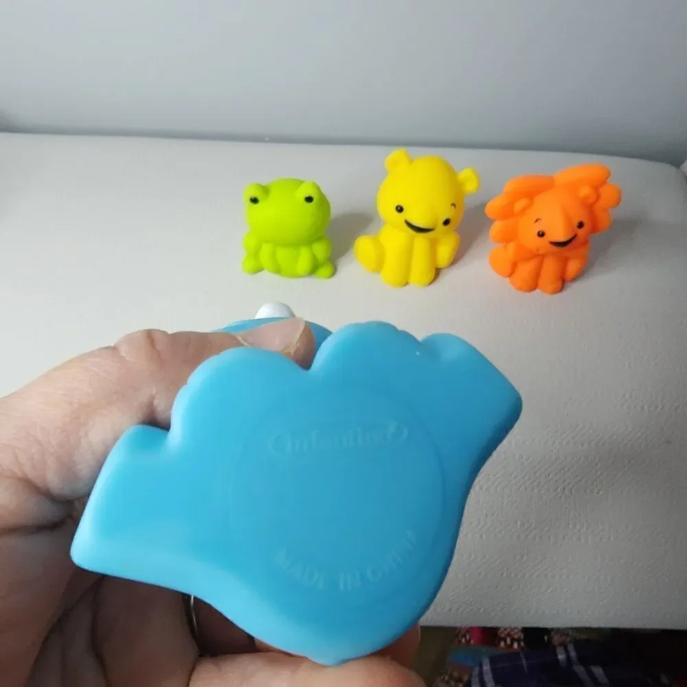 Infantino Rubber Bath Tub Toys 4-Animal Lot