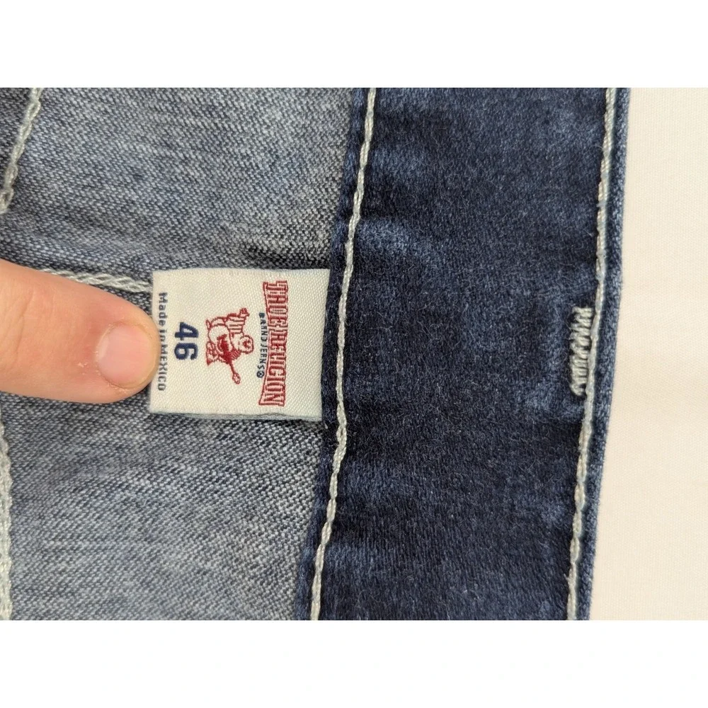 True Religion Jeans Mens 46x33* Geno Relaxed Slim Pants Heavy Denim World Tour‎