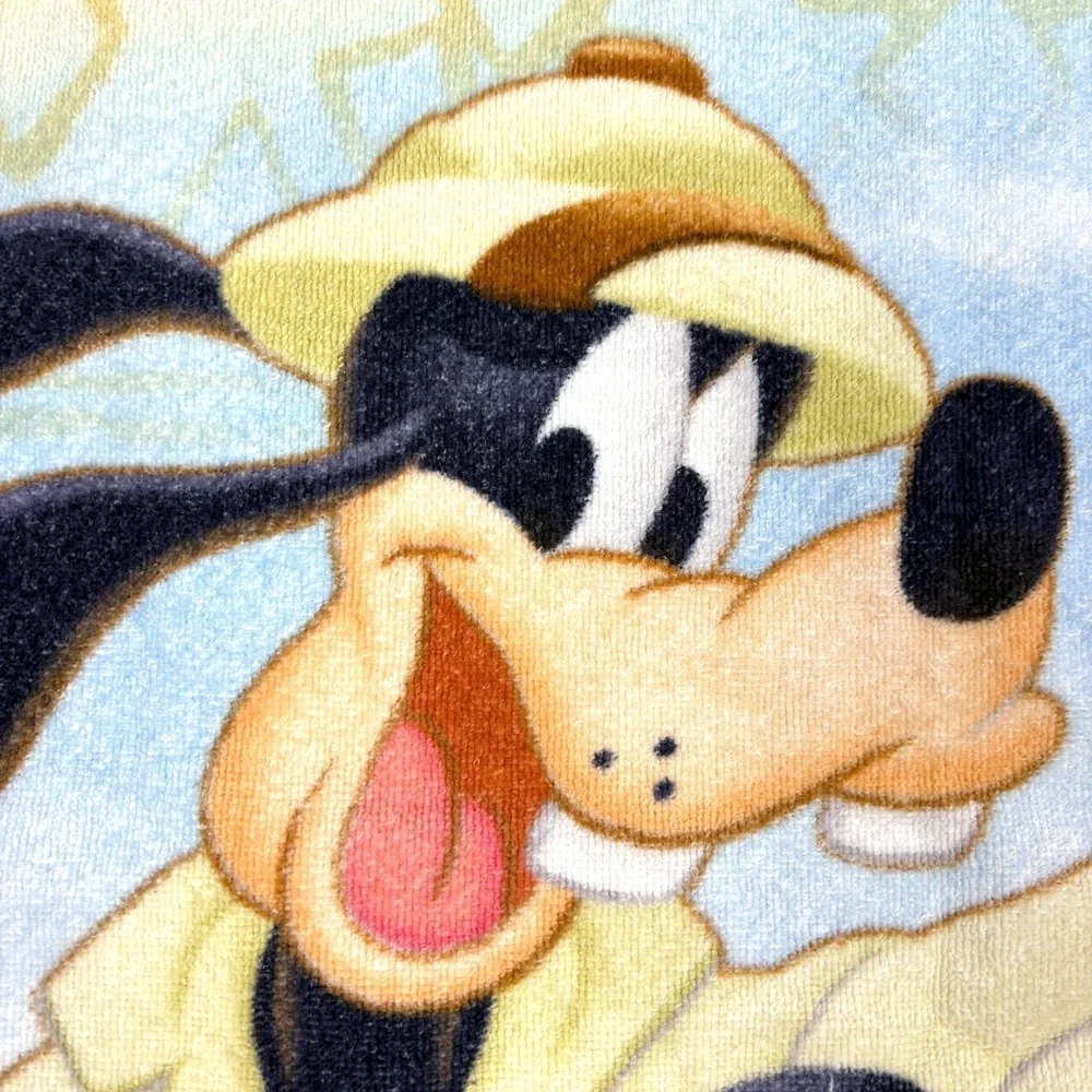 VTG Disney Parks Animal Kingdom Oversized Heavy Weight Beach Towel Fab 5 Mickey