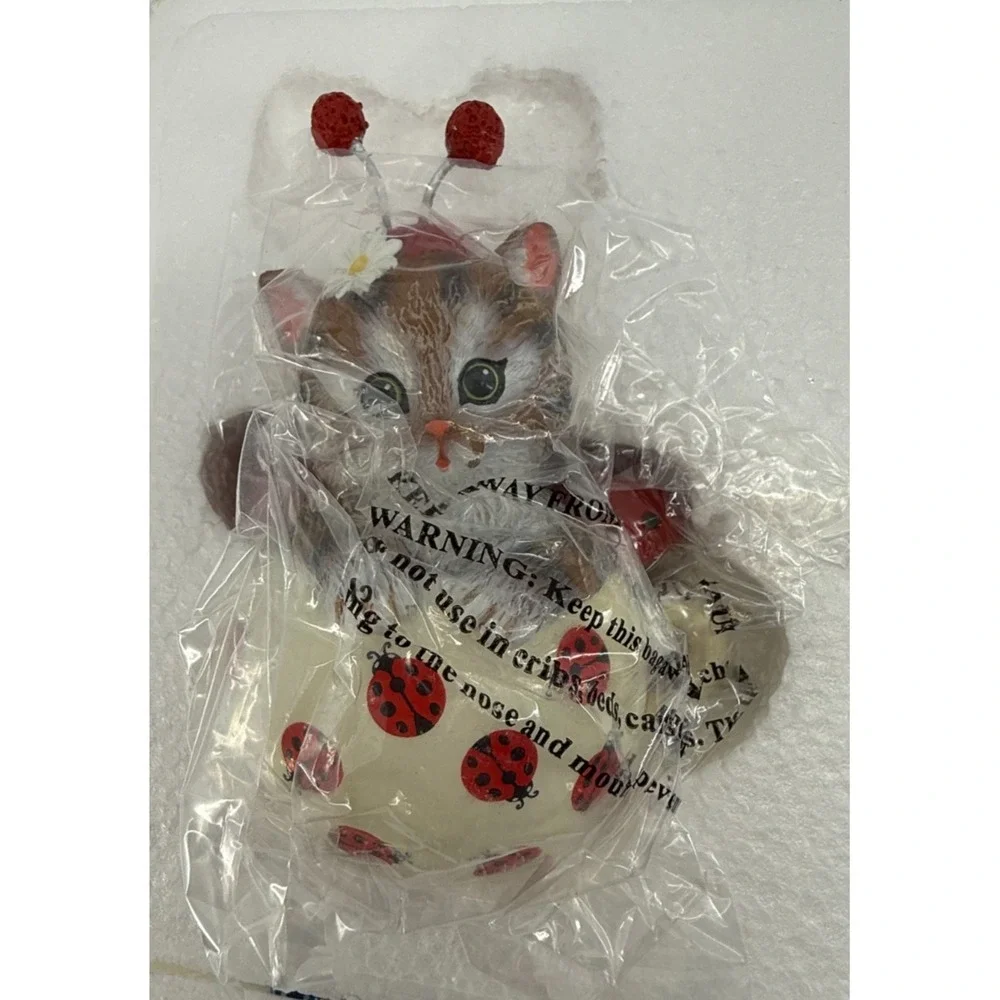 Hamilton Collection Cute as a Bug Kitten Figurine Cups of Affection Collectible