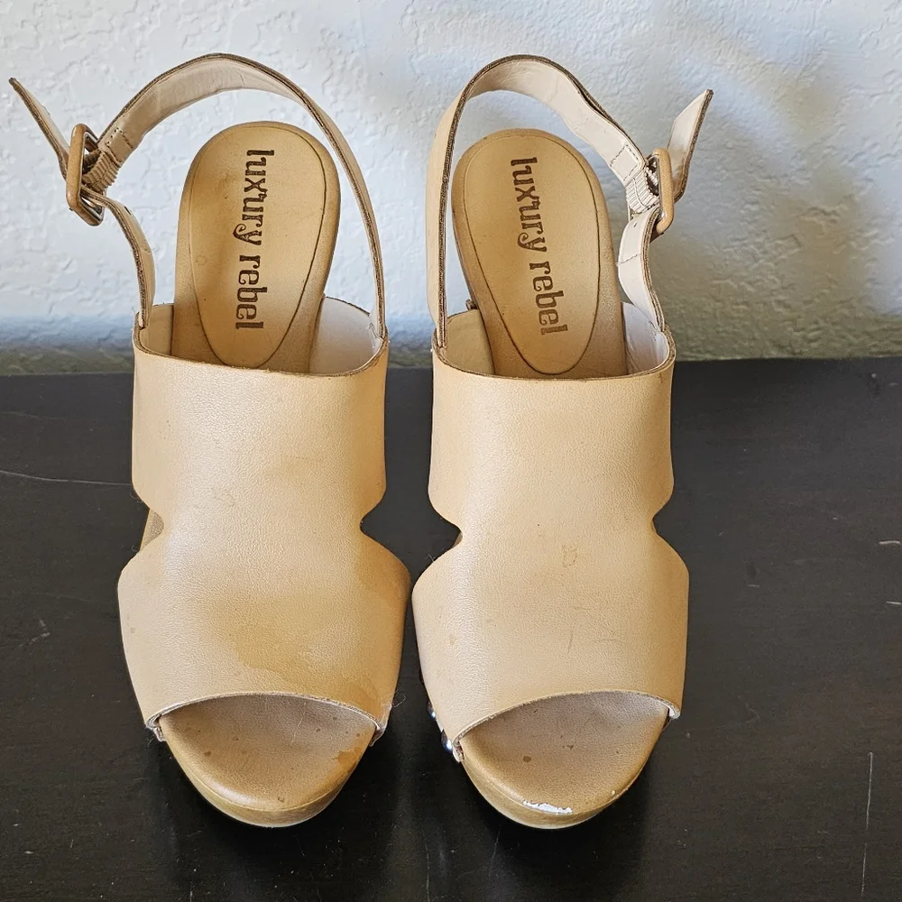 Luxury rebel shoes,‎ size 6