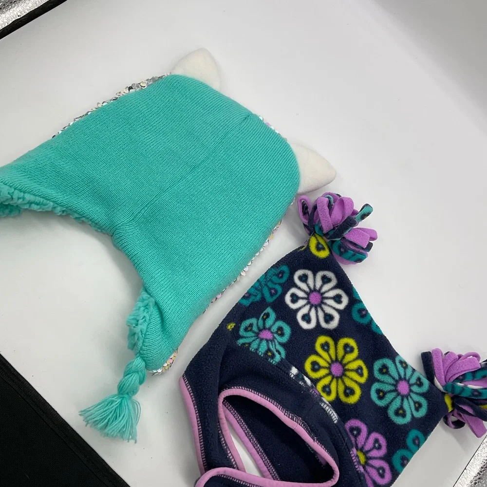 GIRLS TODDLER UNICORN AND‎ OLD NAVY  BEANIES