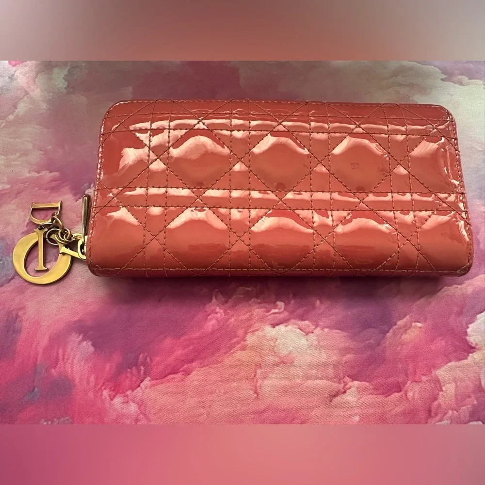 Dior this beautiful